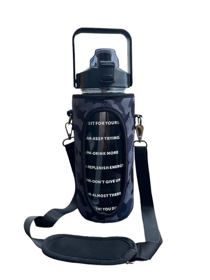 Спортивна пляшка для води 2000 мл у захисному чохлі. Чорна | Зображення 1