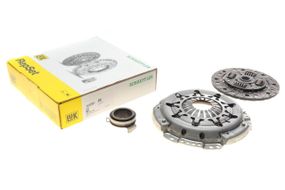 Комплект зчеплення Toyota Corolla1.3-1.6 87-07 d=200mm  +вижимний  620 3017 00