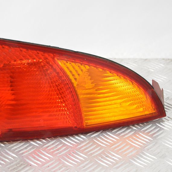 Ліхтар задній правий Ford Focus I 1998-2004 хетчбек Фара стоп задня права Форд Фокус 1 1M5113404A | Зображення 2
