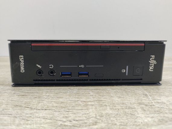 Неттоп Fujitsu Esprimo Q558 USFF / Intel Core i5-8400T (6 ядер по 1.7 - 3.3 GHz) / 8 GB DDR4 / 240 GB SSD / Intel HD Graphics 630 / DVD-ROM б/в | Зображення 1