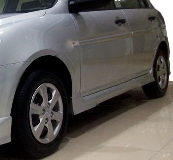Боковые юбки Спорт (под покраску) для Hyundai Accent 2006-2010 гг | Зображення 1