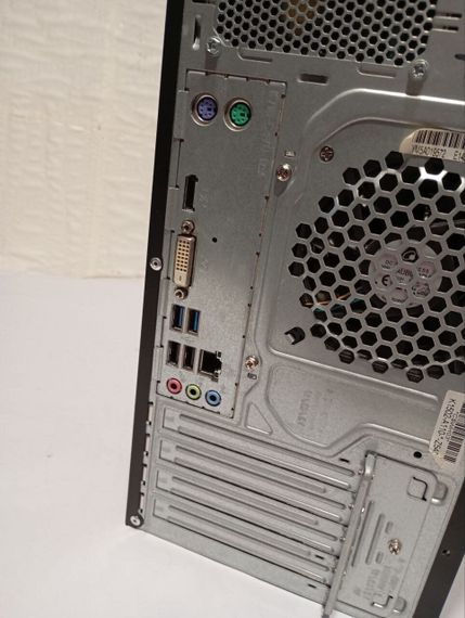ПК Fujitsu Esprimo P556 E90+ Tower / Intel Core i3-6100 (2 (4) ядра по 3.7 GHz) / 8 GB DDR4 / 240 GB SSD + 500 GB HDD / Intel HD Graphics 530 б/у | Зображення 3