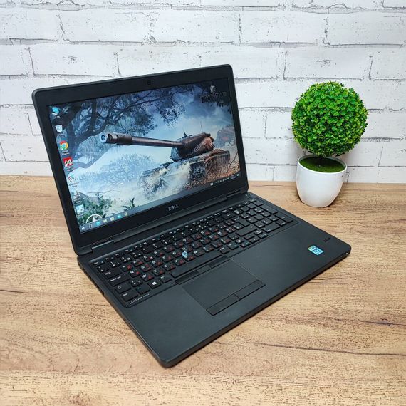 Ноутбук Б-класс Dell Latitude E5550 / 15.6" (1366x768) TN / Intel Core i5-5300U (2 (4) ядра по 2.3 - 2.9 GHz) / 8 GB DDR3 / 128 GB SSD / Intel HD Graphics 5500 / WebCam б/у | Зображення 4