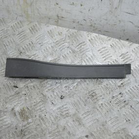 Накладка торпедо передня права Nissan Navara D40 Pathfinder R51 2005-2015 Ніссан Навара 66950EB000