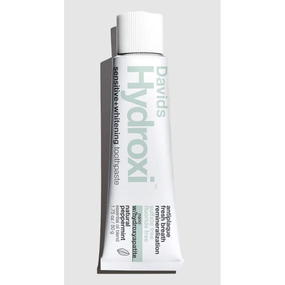 Зубна паста Davids Hydroxi Sensitive+ Whitening з наногідроксиапатитом зі смаком перцевої м'яти, 50 грам | Зображення 1