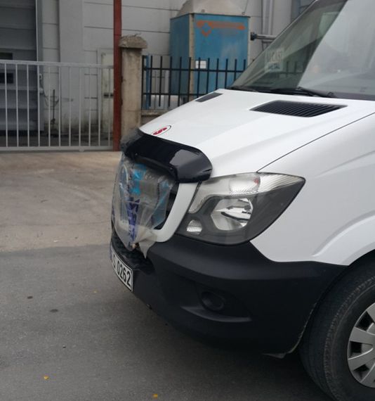 Дефлектор капота 2013-2024 (V2, EuroCap) для Mercedes Sprinter | Зображення 5