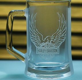 Пивний келих 670 мл з гравіюванням Harley-Davidson для справжнього байкера кухоль з гравіюванням подарунок  Харлей