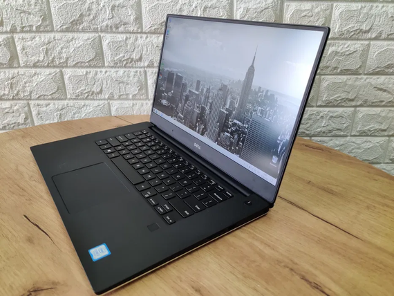 Ноутбук Dell XPS 15 9560/15.6 FHD/IPS/i3 7100H/8Gb/SSD256Gb/Intel HD 630 | Зображення 1
