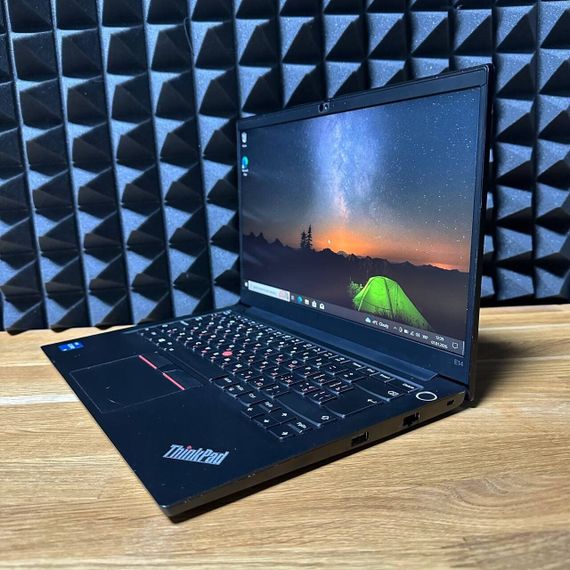 Ультрабук Б-класс Lenovo ThinkPad E14 Gen2 / 14" (1920x1080) IPS / Intel Core i5-1135G7 (4 (8) ядра по 4.2 GHz) / 8 GB DDR4 / 256 GB SSD / Intel Iris Xe Graphics / WebCam б/у | Зображення 5