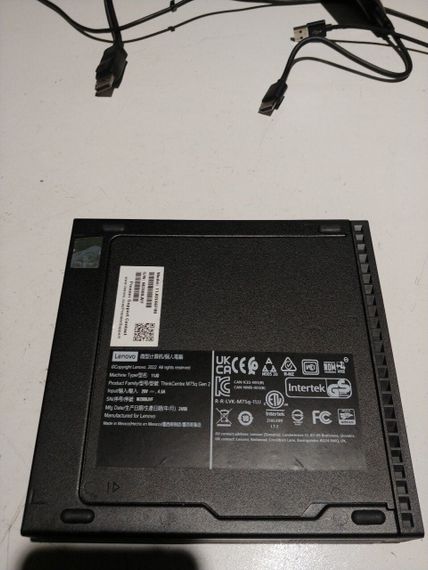 Неттоп Lenovo Thinkcentre m75q Gen2 USFF / AMD Ryzen 3 PRO 5350GE (4 (8) ядер по 3.6 - 4.2 GHz) / 8 GB DDR4 / 256 GB SSD / AMD RX Vega 6 / USB 3.1 / Windows 11 / Блок питания в комплекте б/у | Зображення 4