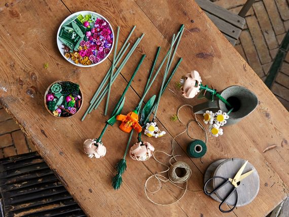 Конструктор LEGO Creator Expert Botanicals Букет цветов 10280 | Зображення 8