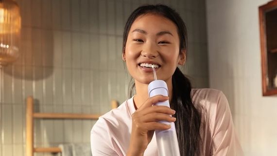 Насадка для іригатора Philips Sonicare HX3072/00 Compact Flosser 1000 | Зображення 3