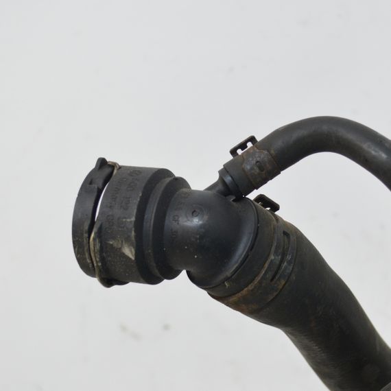 Патрубок системи охолодження 1.6 FSI Volkswagen Golf V 2003-2009 Шланги провод води Фольксваген Гольф 5 1K0121049R | Зображення 4