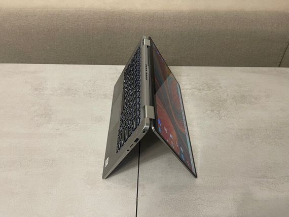 Ультрабук-трансформер Dell Latitude 9410 / 14" (1920x1080) IPS Touch / Intel Core i7-10610U (4 (8) ядра по 1.8 - 4.9 GHz) / 16 GB DDR3 / 512 GB SSD M.2 / Intel UHD Graphics / WebCam / Fingerprint б/у + Подарок Проводная мышь / USB | Зображення 3