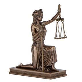 Статуэтка декоративная настольная Богиня правосудия Фемида 17х13х8cm