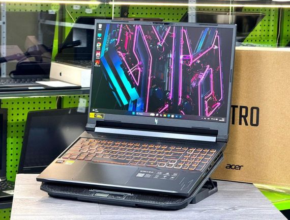 Ігровий ноутбук Acer Nitro V16 ANV16-61 / 16" (1920x1200) IPS / AMD Ryzen AI 7 350 (8 (16) ядер по 2.0 - 5.0 GHz) / 16 GB DDR5 / 1000 GB SSD NVMe / nVidia GeForce RTX 5060, 8 GB GDDR7, 128-bit / WebCam / Win 11 б/в | Зображення 3