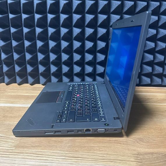 Ноутбук Б-клас Lenovo ThinkPad L460 / 14" (1920x1080) IPS / Intel Core i5-6200U (2 (4) ядра по 2.3 - 2.8 GHz) / 8 GB DDR3 / 192 GB SSD / Intel HD Graphics 520 / WebCam б/в | Зображення 3