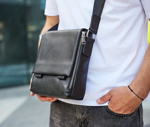 Шкіряна чоловіча сумка-месенджер з натуральної шкіри чорна Tiding Bag 6197 | Зображення 7