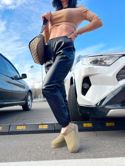 Женские джоггеры на флисе из эко кожи GF01690 цвет черный, размер 46/48 | Зображення 1