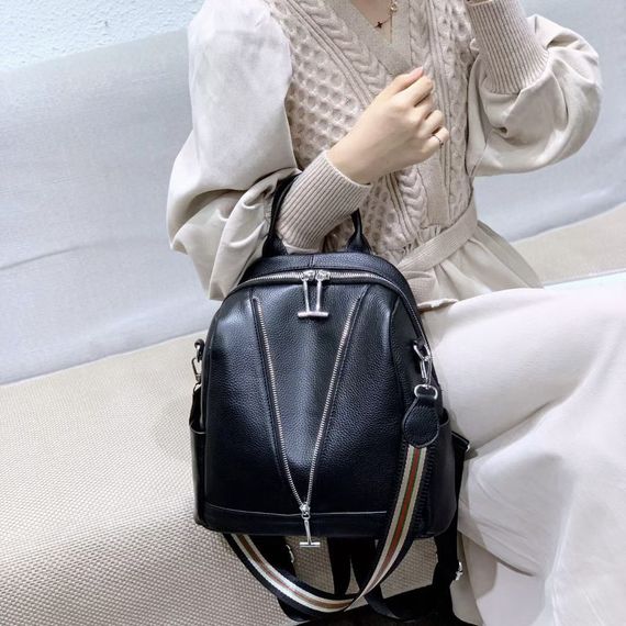 Рюкзак жіночий чорний шкіряний з ременем 35538 | Зображення 3