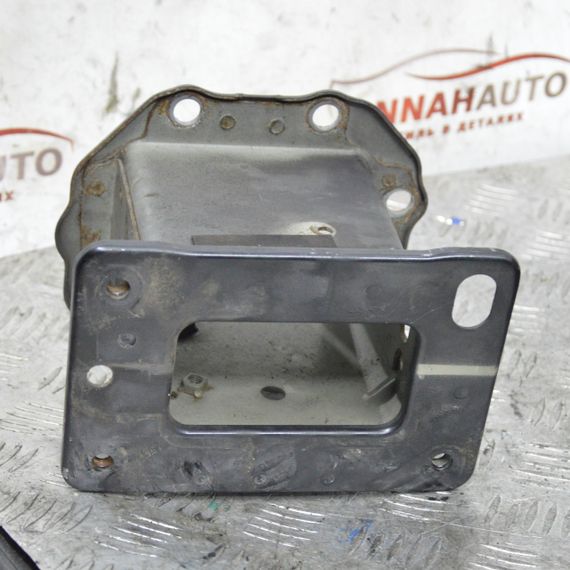 Кронштейн переднього бампера лівий Hyundai i30 2007-2012 Кріплення бампера ліве Хюндай ай30 | Зображення 3
