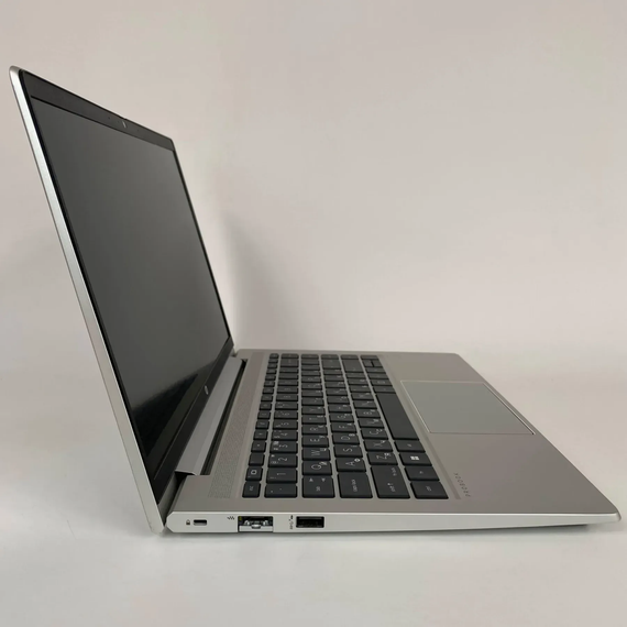 Ультрабук Б-класс HP ProBook 445 G8 / 14" (1920x1080) IPS / AMD Ryzen 5 5600U (6 (12) ядер по 2.3 - 4.2 GHz) / 16 GB DDR4 / 256 GB SSD / AMD Radeon Vega 7 Graphics / Fingerprint / WebCam б/у + Подарок Беспроводная мышь / USB | Зображення 3