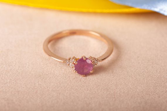 Кольцо из красного золота с натуральным рубином 15.5 | Зображення 5