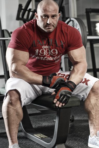 Рукавички для фітнесу MadMax MFG-568 Extreme 2nd edition Black/Red M | Зображення 9