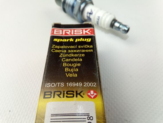 Свічка запалювання BRISK A-Line No04 L15YCY (ВАЗ 2101), Чехія (2101-3707000) (L15YCY.4K) | Зображення 1