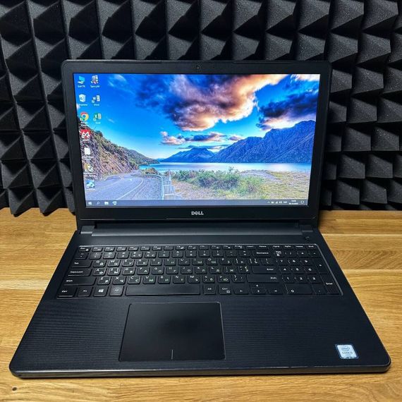 Ноутбук Dell Inspiron 15 5566 / 15.6" (1366x768) TN / Intel Core i5-6200U (2 (4) ядра по 2.3 - 2.8 GHz) / 8 GB DDR3 / 128 GB SSD / Intel HD Graphics 520 / WebCam б/в | Зображення 1
