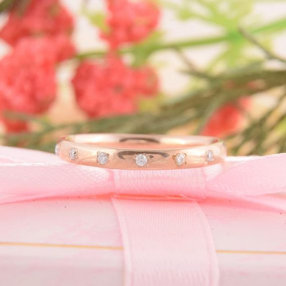 Кольцо из красного золота с фианитами 21.5 | Зображення 1