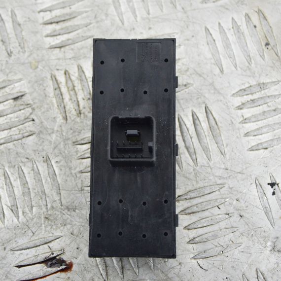 Блок керування склопідйомниками Volkswagen Passat B6 Golf V Jetta Фольксваген Пассат б6 Гольф 5 Джетта 1K4959857A | Зображення 1