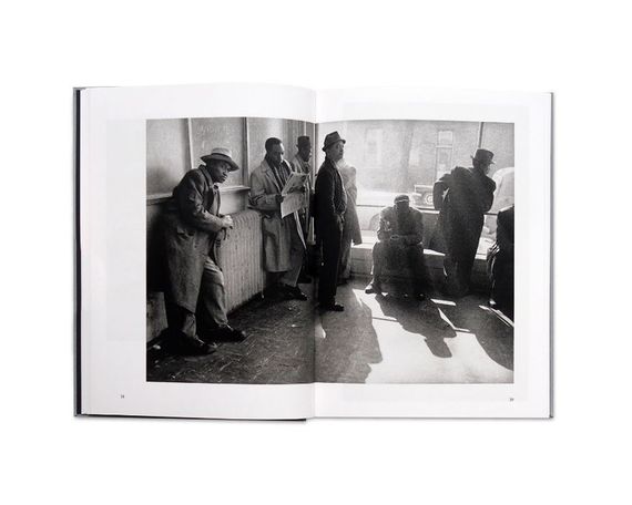 Альбоми відомих фотографів подарункова книга з фотографії Елліотта Ервітта Elliott Erwitt "Found Not Lost" | Зображення 7