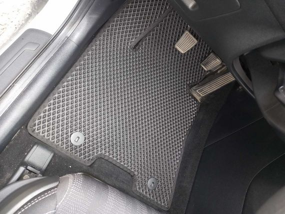 Килимки EVA (чорні) для Kia Sportage 2021- рр