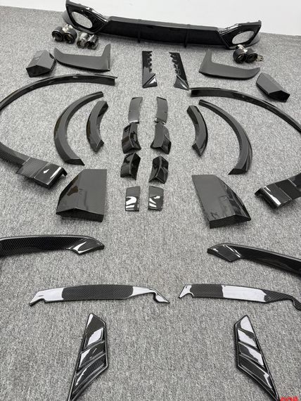 Комплект обвеса Carbon Set (для RSQ8 2024-2025) для Ауди Q8 2018- гг | Зображення 2