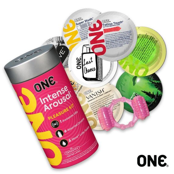 Подарунковий набір ONE Intense Arousal, у комплекті 6 презервативів, 6 саше з лубрикантом, віброкільце | Зображення 1
