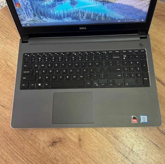Ноутбук Dell Inspiron 5559 15,6" HD i7 6500U 8Gb SSD 500Gb Radeon R5 Б/В | Зображення 1