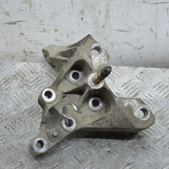 Кронштейн КПП Ford Transit 2.2 tdci 2000-2006 Кронштейн коробки перемикання передач Форд Транзит 3C117M125AB | Зображення 2