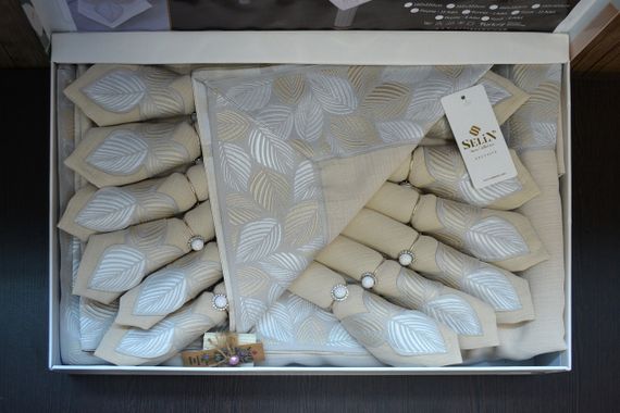 Льняная скатерть с ранером Selin Mine Set 160×300+12 салфеток Бежевый | Зображення 1