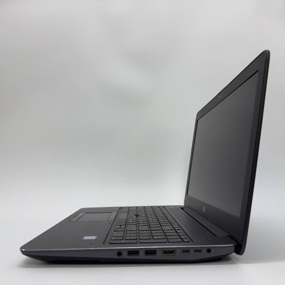 Мобильная рабочая станция HP ZBook 15 G3 / 15.6" (1920x1080) TN / Intel Core i7-6700HQ (4 (8) ядра по 2.6 - 3.5 GHz) / 16 GB DDR4 / 512 GB SSD NVMe / nVidia Quadro M1000M, 2 GB GDDR5, 128-bit / WebCam б/у | Зображення 4