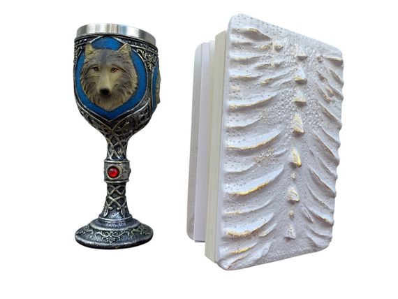 Подарунковий набір Келих 3D Вовки та Блокнот 3D «Око Крижаного Хранителя» | Зображення 1