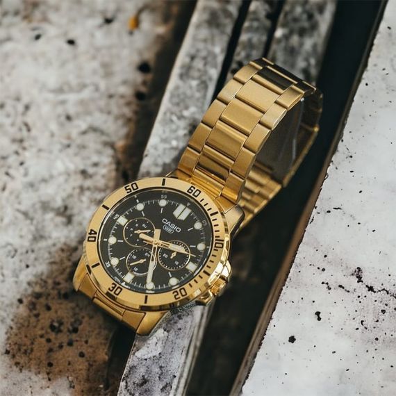 Годинник чоловічий Casio MTP-VD300G-1E | Зображення 3