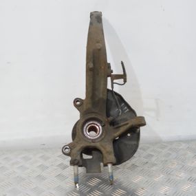 Поворотний кулак передній правий Mazda 6 GH 2007-2012 Ступиця цапфа передня права Мазда 6 16RH