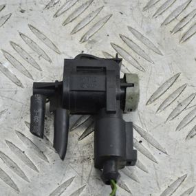 Клапан управління EGR Audi A3 A4 A5 A6 A7 A8 Клапан рециркуляції відпрацьованих газів Ауді а3 а4 а5 а6 1K0906283A