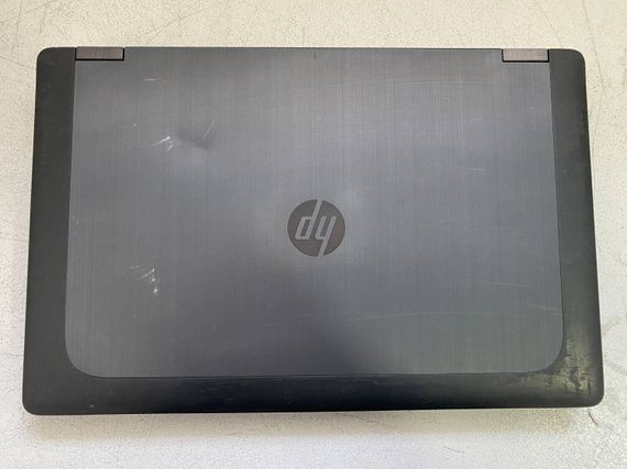 Мобільна робоча станція Б-клас HP ZBook 17 G2 / 17.3" (1920x1080) TN / Intel Core i7-4710MQ (4 (8) ядра по 2.5 - 3.5 GHz) / 16 GB DDR3 / 256 GB SSD / nVidia Quadro K3100M, 4 GB GDDR5, 256-bit / WebCam б/в + Подарунок Зубна щітка Colgate + Павербанк Truck | Зображення 3