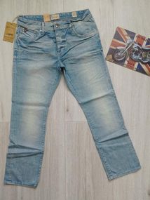 Джинси чоловічі прямі р. 32/30 jack & jones