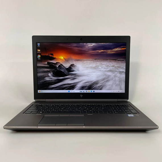 Мобильная рабочая станция Б-класс HP ZBook 15 G5 / 15.6" (1920x1080) IPS / Intel Core i7-8850H (6 (12) ядра по 2.6 - 4.3 GHz) / 16 GB DDR4 / 512 GB SSD / nVidia Quadro P1000, 4 GB GDDR5, 256-bit / Fingerprint / WebCam / HDMI б/у + Подарок Мышь / USB | Зображення 1