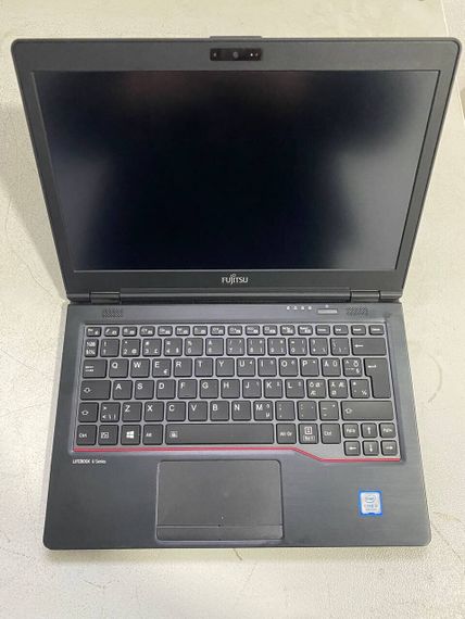 Нетбук Fujitsu LifeBook U729 / 12.5" (1920x1080) IPS / Intel Core i5-8265U (4 (8) ядра по 1.6 - 3.9 GHz) / 8 GB DDR4 / 256 GB SSD / UHD Graphics / WebCam б/в | Зображення 1