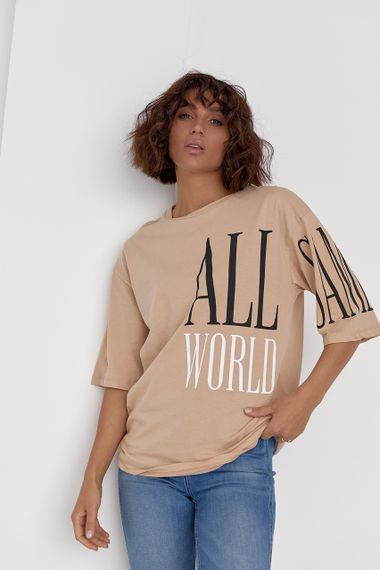 Женская футболка с принтом All World кофейный цвет S/M