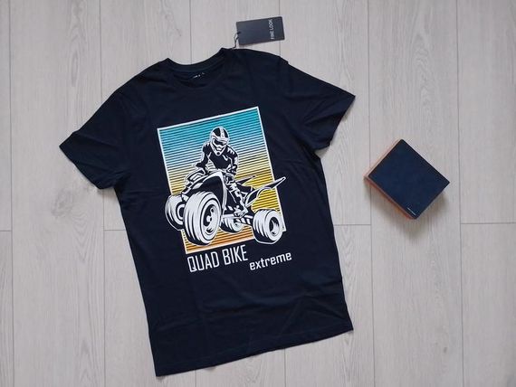 Футболка чоловіча синя з принтом